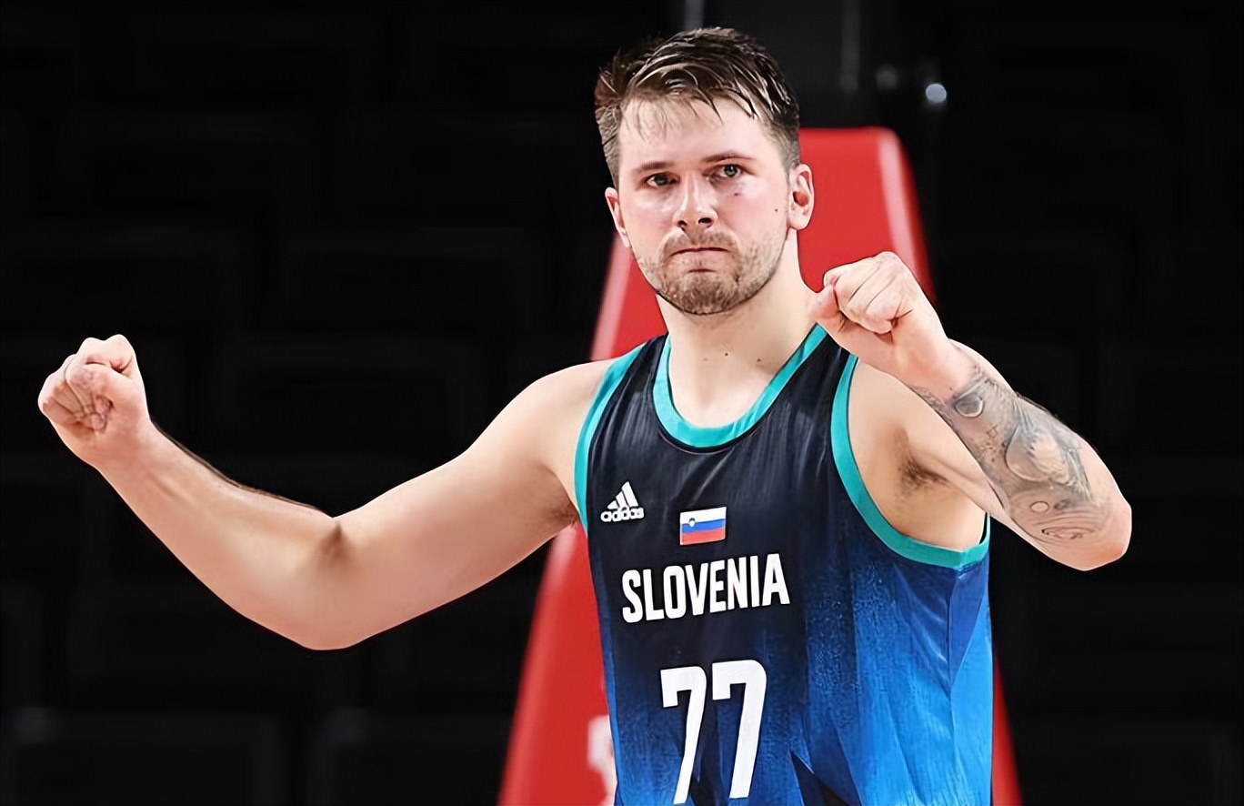 尤文跟队：加蒂扭伤膝盖，今天将接受检查（尤文随队消息：加蒂膝盖扭伤，今日接受检查）