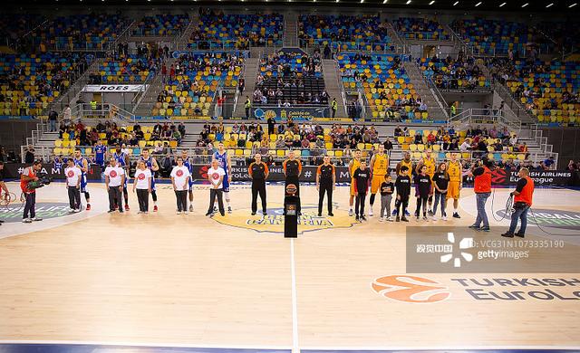 镇海运动员残运会再夺两金，谢志立破全国纪录（镇海选手残运会上再揽两金，谢志立刷新全国纪录）