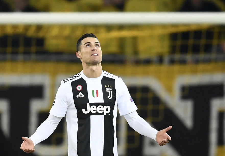 “湘超”短剧《我在野生球场当门神》开机，预计12月中旬上线（“湘超”短剧《我在野生球场当门神》启动拍摄，预计于12月中旬上线）