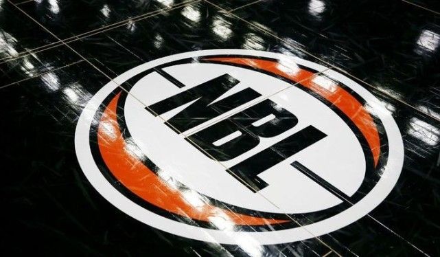 弗里克球员时期曾访诺坎普，随队击败克鲁伊夫麾下阿贾克斯（弗里克球员时代曾做客诺坎普，随队击败克鲁伊夫执教的阿贾克斯）