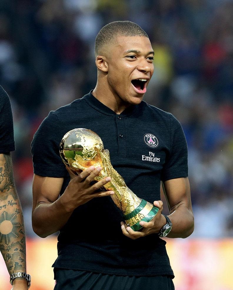 麦孔：劳塔罗打进一个真正队长般的进球，向队友传递他的决心（麦孔：劳塔罗以队长之姿破门，将决心传递给全队）