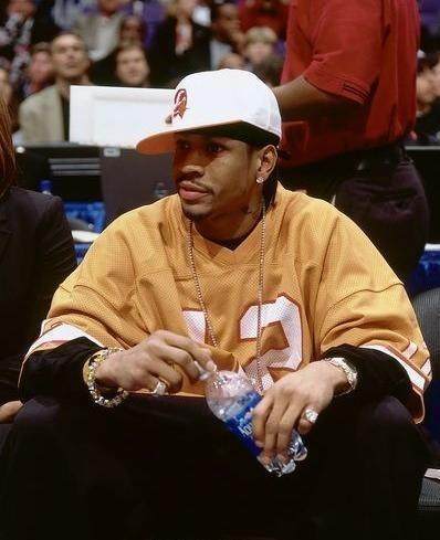 马德兴晒自己的FIFA年度最佳投票：我没有给中国足球记者丢脸（马德兴公布FIFA年度最佳投票：自认未给中国足球记者丢脸）