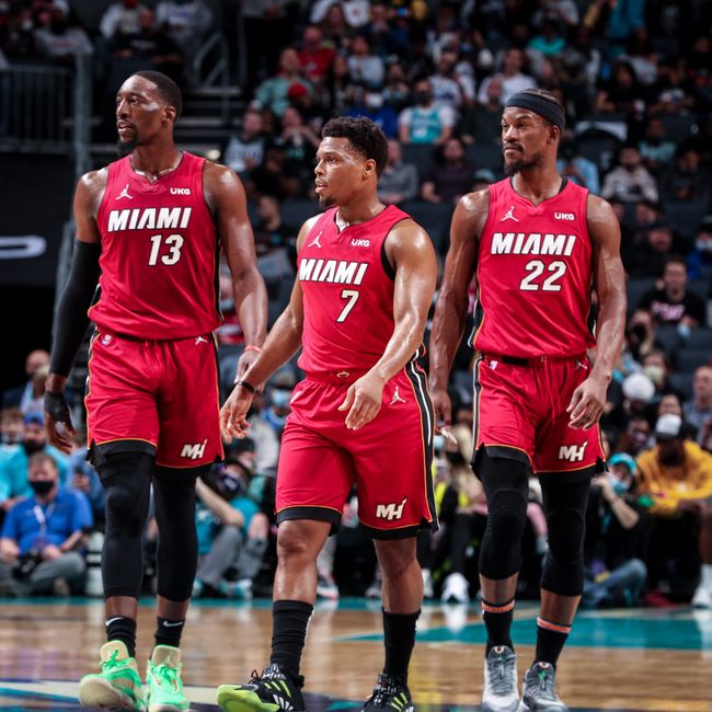 篮球中的投篮姿势分析（篮球投篮姿态解析）