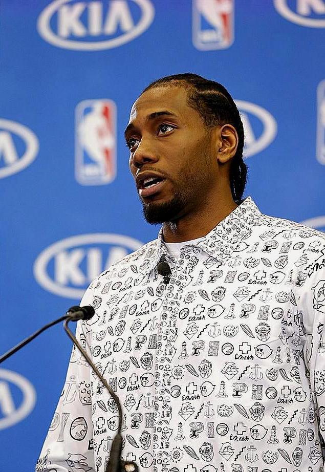 英超夺冠赔率：红军枪手并驾齐驱 曼城大幅上涨（英超夺冠赔率更新：红军与枪手齐头并进，曼城赔率大幅上调）