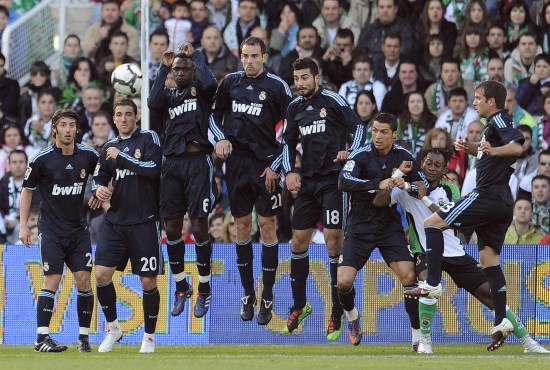 李嗣镕：赛季结束前迎来中超首秀，感谢支持，我们下赛季见（赛季尾声迎中超首秀，李嗣镕致谢支持：下赛季见）