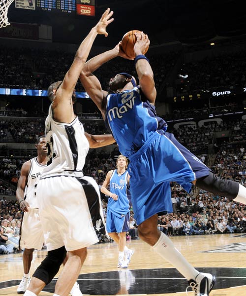 波媒：什琴斯尼在加盟巴萨前考虑参加波兰第七级别联赛（波媒称：什琴斯尼赴巴萨前曾考虑去踢波兰第七级联赛）